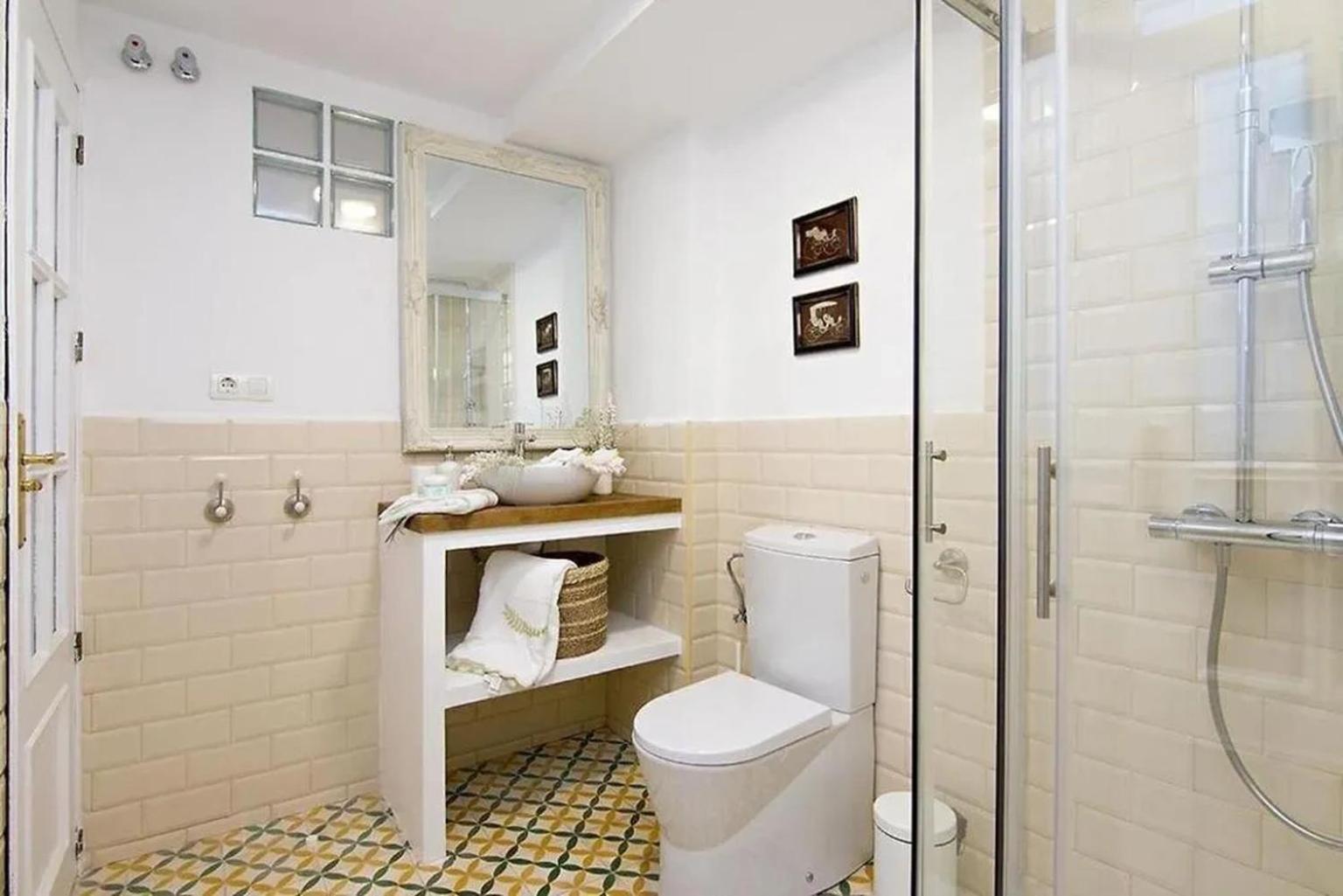 Apartamentos La Tona Puerta Elvira Centro Ciudad Granada Ngoại thất bức ảnh