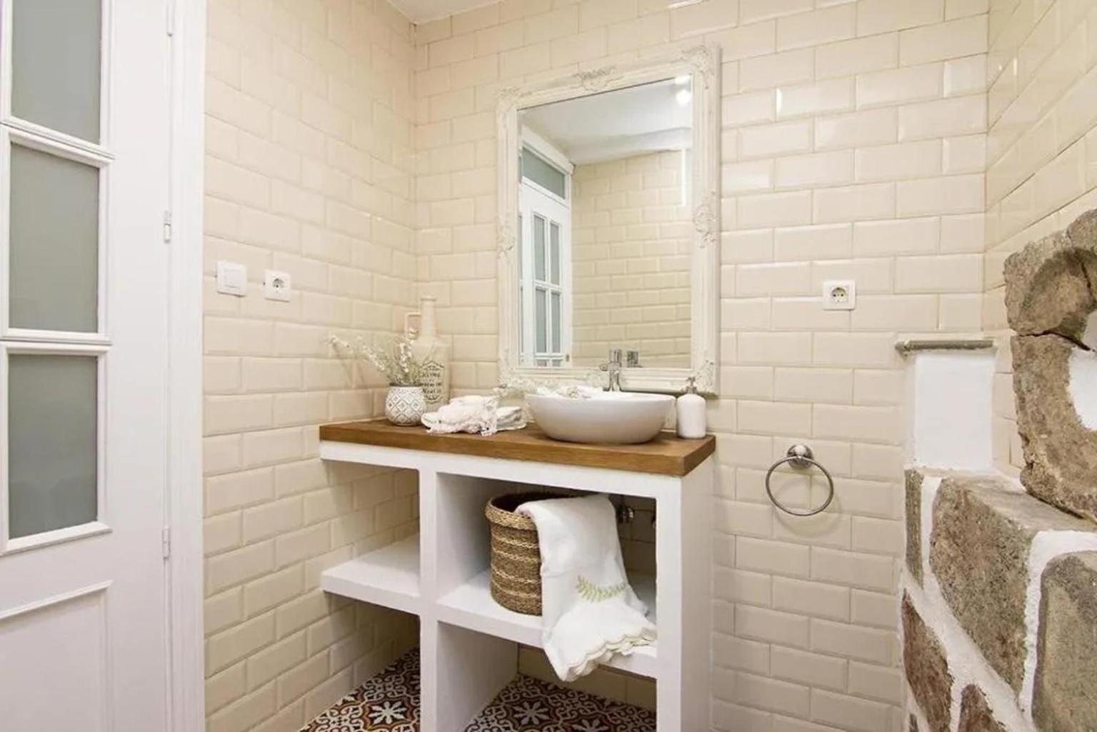 Apartamentos La Tona Puerta Elvira Centro Ciudad Granada Ngoại thất bức ảnh